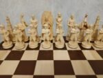 Wooden Chess Set: Chess Board "Leaves" + pieces "Game of Thrones" - Image 8