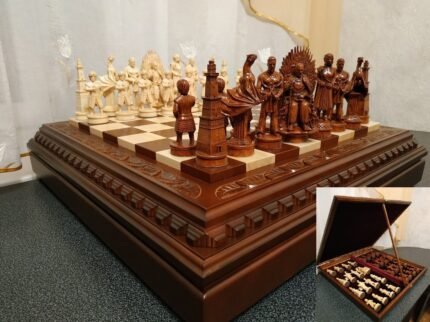 Chess Set: Chess Board with Storage + chess pieces “Game of Thrones”