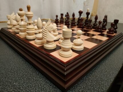 Wooden Chess Set: Classic Chess Board + pieces "Classic Deluxe"