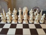 Wooden Chess pieces "Battle of Thrones" + "Knights" Reddish brown | Beige color - Image 4