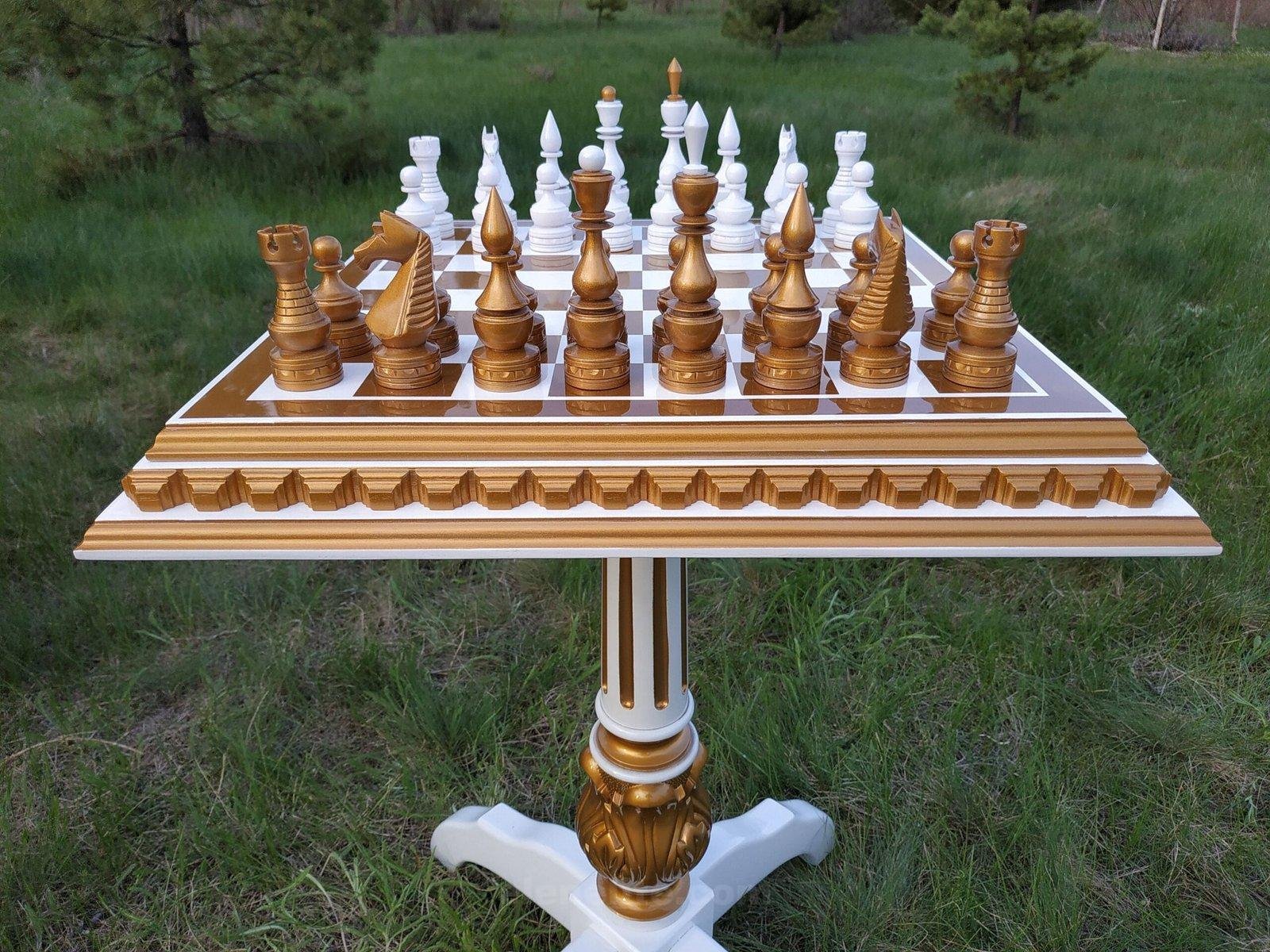 il_fullxfull.3104906569_7pv3-scaled-1.jpg Chess Set: Chess Table "Gold of Kings" with super glossy finish + glossy pieces "Elite" - Image 1