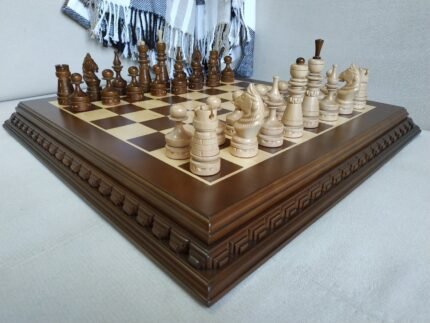 Chess set: Chess Board "Royal Сlassic" + pieces "Classic Luxe"