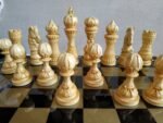 Wooden Chess Set: Glossy Chess board "Royal" + pieces "Elegant Classic" - Image 8