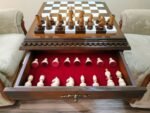 Chess Set: Chess Table "Battle for Kings" with 2 Drawers, Super glossy finish + glossy pieces "Classic Deluxe" - Image 5