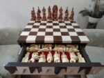Chess Set: Chess Table "Streaks of Power" with Drawers + pieces "Knights" & "Game of Thrones" - Image 6