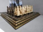 Chess set: Chess Board "Black & Gold " + pieces "Knights" - Image 3