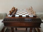 Chess Set: Chess Table "Battle for Kings" with 2 Drawers, Super glossy finish + glossy pieces "Classic Deluxe" - Image 4