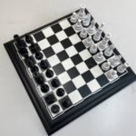Сhess set "Black & White", Board with removable play field + pieces "Classic Deluxe" - Image 7