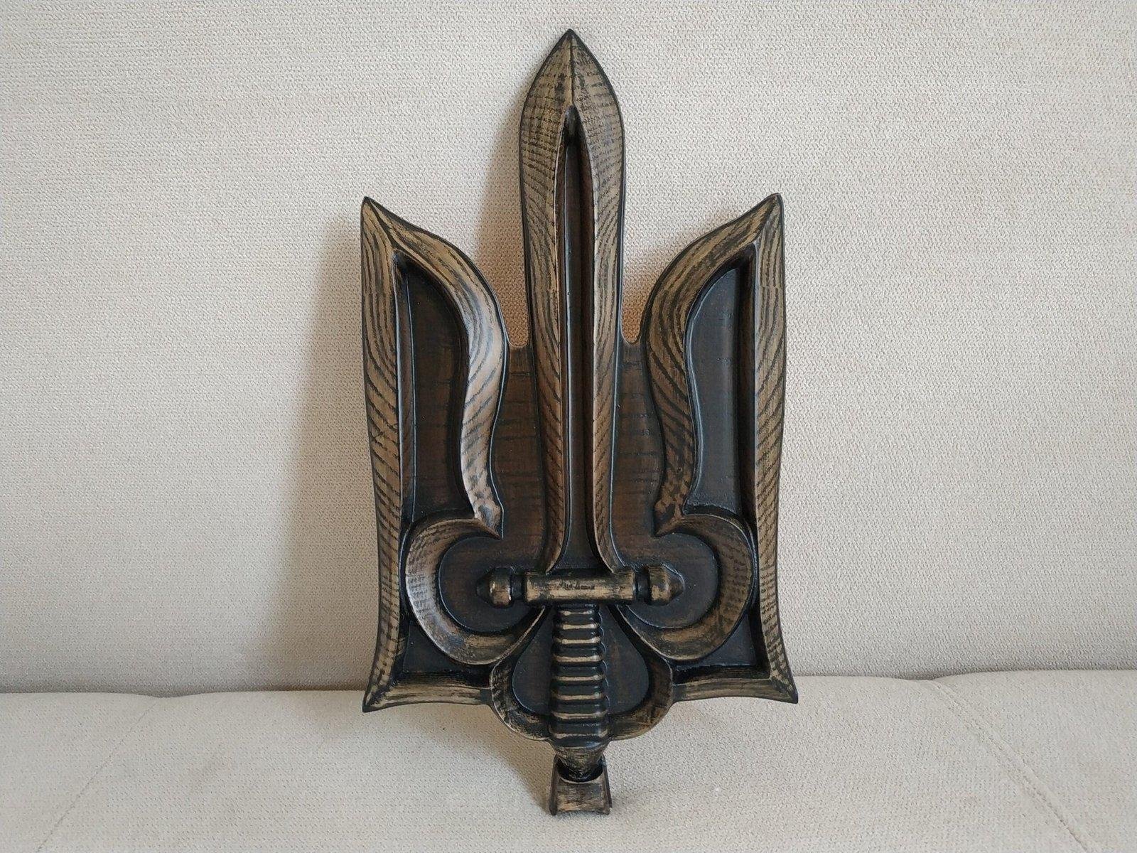 il_fullxfull.4972777352_ro0l-scaled-1.jpg Coat of arms of Ukraine from ash wood with Black patina, wooden Wall Decor handmade Ukrainian Trident symbol, Trizub, Ukrainian Art for Gift - Image 1