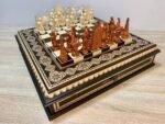 Chess set: Chess board "Royal Light" + pieces "Game of Thrones" - Image 9