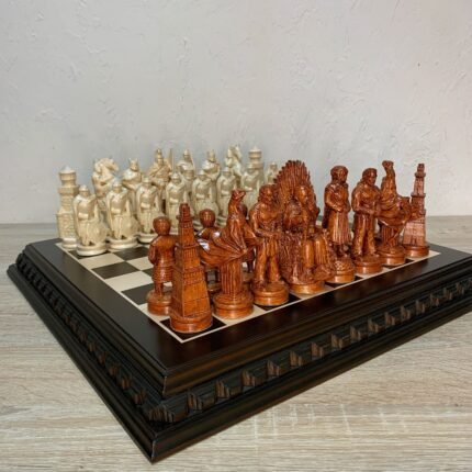 Wooden Chess set: Classic Chess Board + pieces "Game of Thrones"/ "Knights"