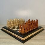 Collector Game of Thrones & Knights chess set with fantasy figures