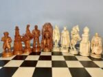 Chess set: Chess Board "Royal Сlassic" + pieces "Knights" / "Game of Thrones" - Image 8