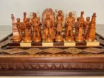 Chess set: Chess Board "Royal Classic" + pieces "Battle of Thrones" / "Knights" - Image 7