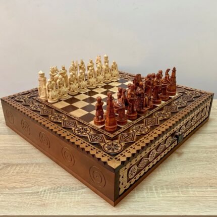 Wooden Chess Set: Board "The Art of a Winner" with 2 Drawers + Chess pieces "Game of Thrones" / "Knights"