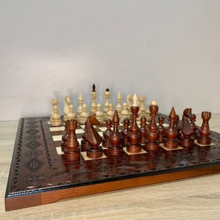 Wooden Chess Set: Chess Board + pieces "Elite"