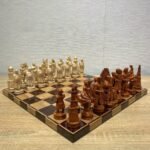 Magnetic Chess set: Glossy chess board + magnetic pieces "Battle of Thrones"+"Knights" - Image 2