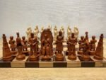 Magnetic Chess set: Glossy chess board + magnetic pieces "Battle of Thrones"+"Knights" - Image 7